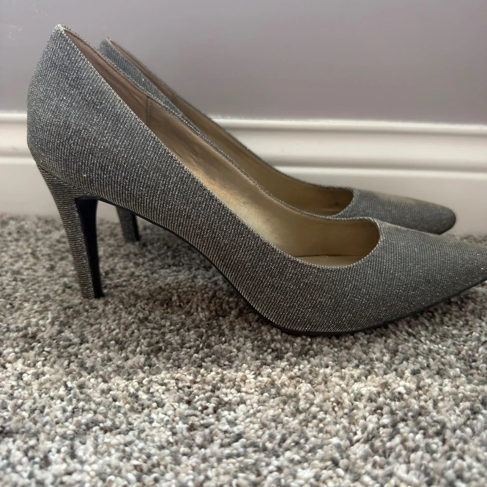 Bandolino Fairbury Silver Metallic Pointed Toe Pumps Heels Womens 10M